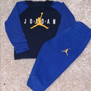 9 months, Two piece jogger set.